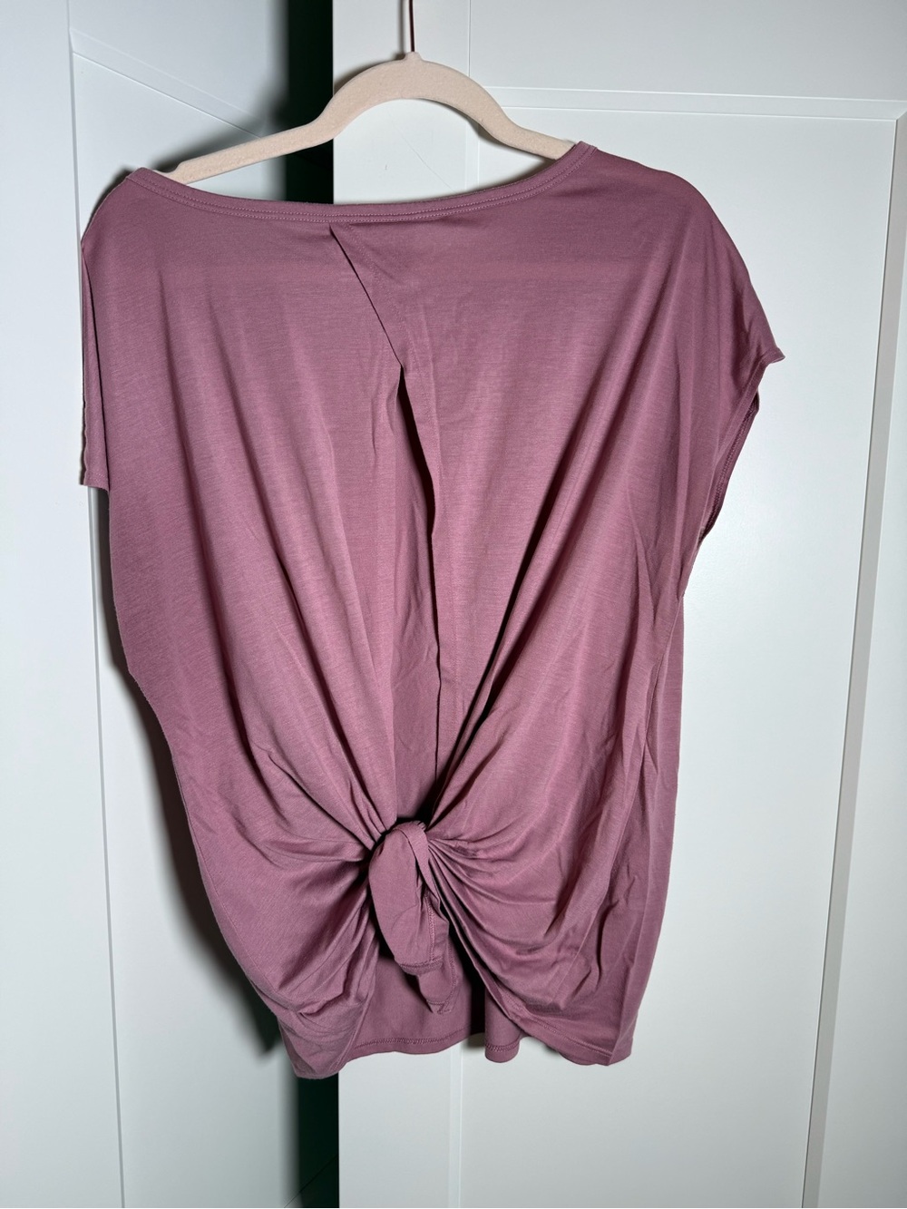 Old Navy Mauve Open / Tie-Back Short Sleeve Tee